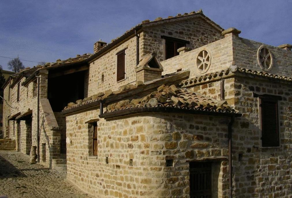 Azienda Agrituristica Colle San Giorgio Castiglione Messer Raimondo Εξωτερικό φωτογραφία
